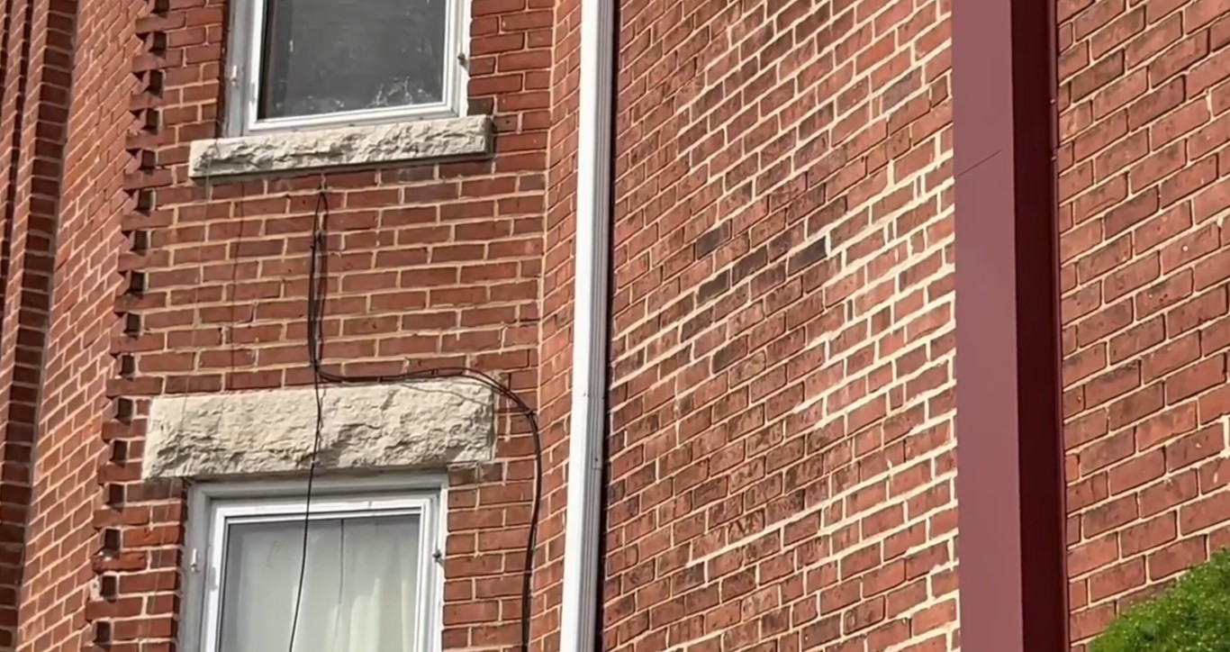 Outdoor Fireplaces & Kitchens