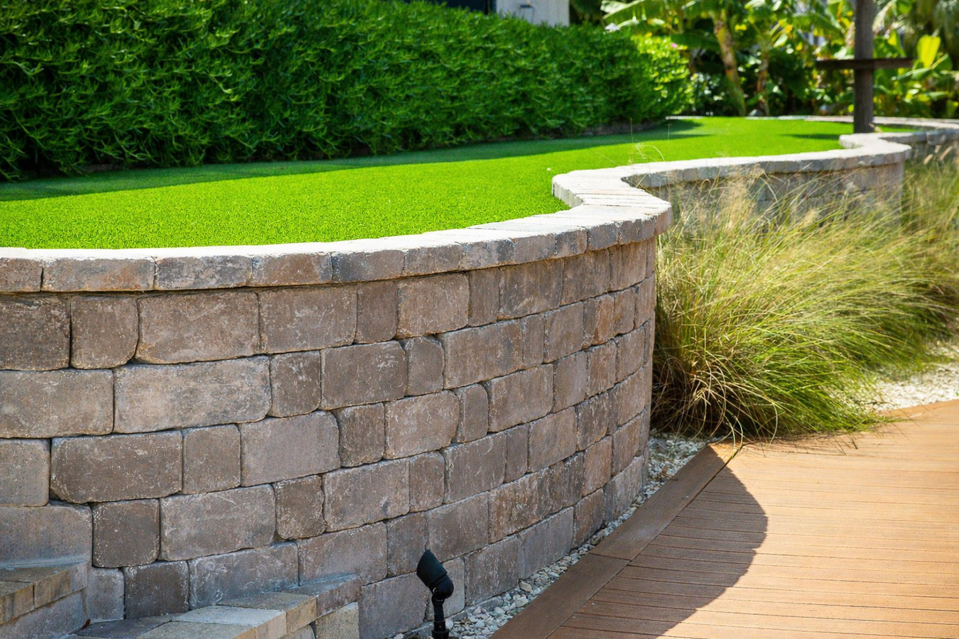 Retaining wall construction in Visalia, CA